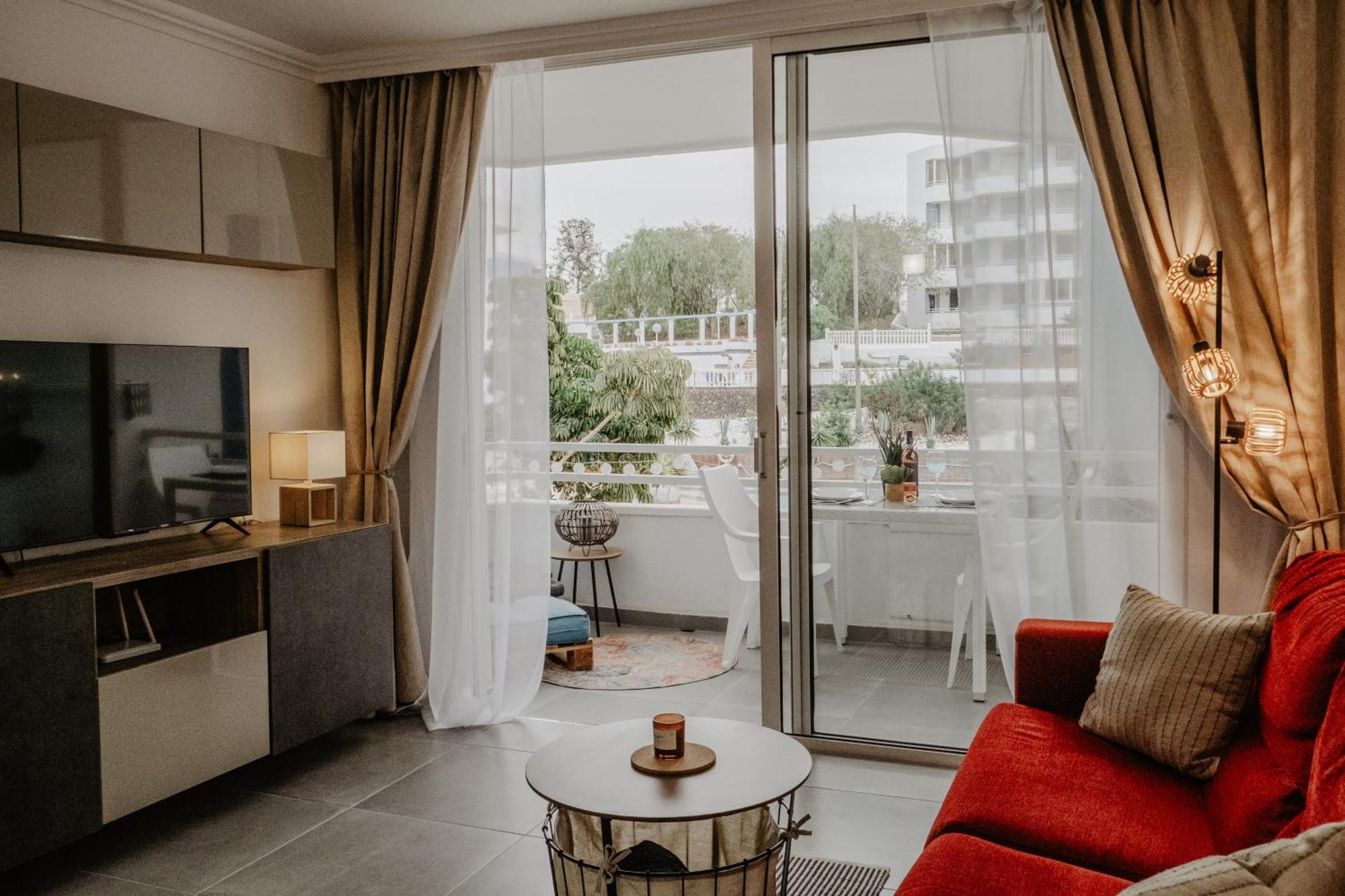 Sunny Escape - Park In Golf Del Sur Tenerife Appartement